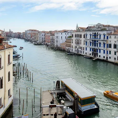 Prestige - Celestina On The Grand Canal R&r Venise